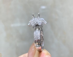 Nhẫn kim cương nên mua loại mấy ly