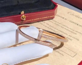 Những lý do nên đeo trang sức Cartier