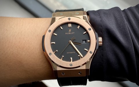 Giải mã đồng hồ Hublot 38mm dành cho nam hay nữ và cách chọn size