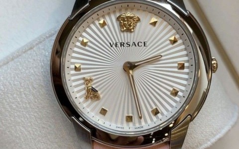 Mê mẩn 5 bộ sưu tập đồng hồ Versace đỉnh chóp xứng tầm kiệt tác