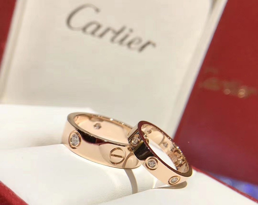 Kinh nghiệm chọn mua nhẫn cưới Cartier nên bỏ túi