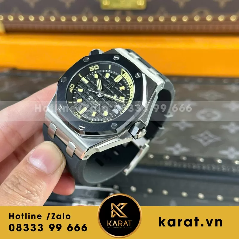 Đồng Hồ Audemars Piguet Royal Oak Offshore 15720ST Rep 11 Cao Cấp Nhất APS Factory 42mm