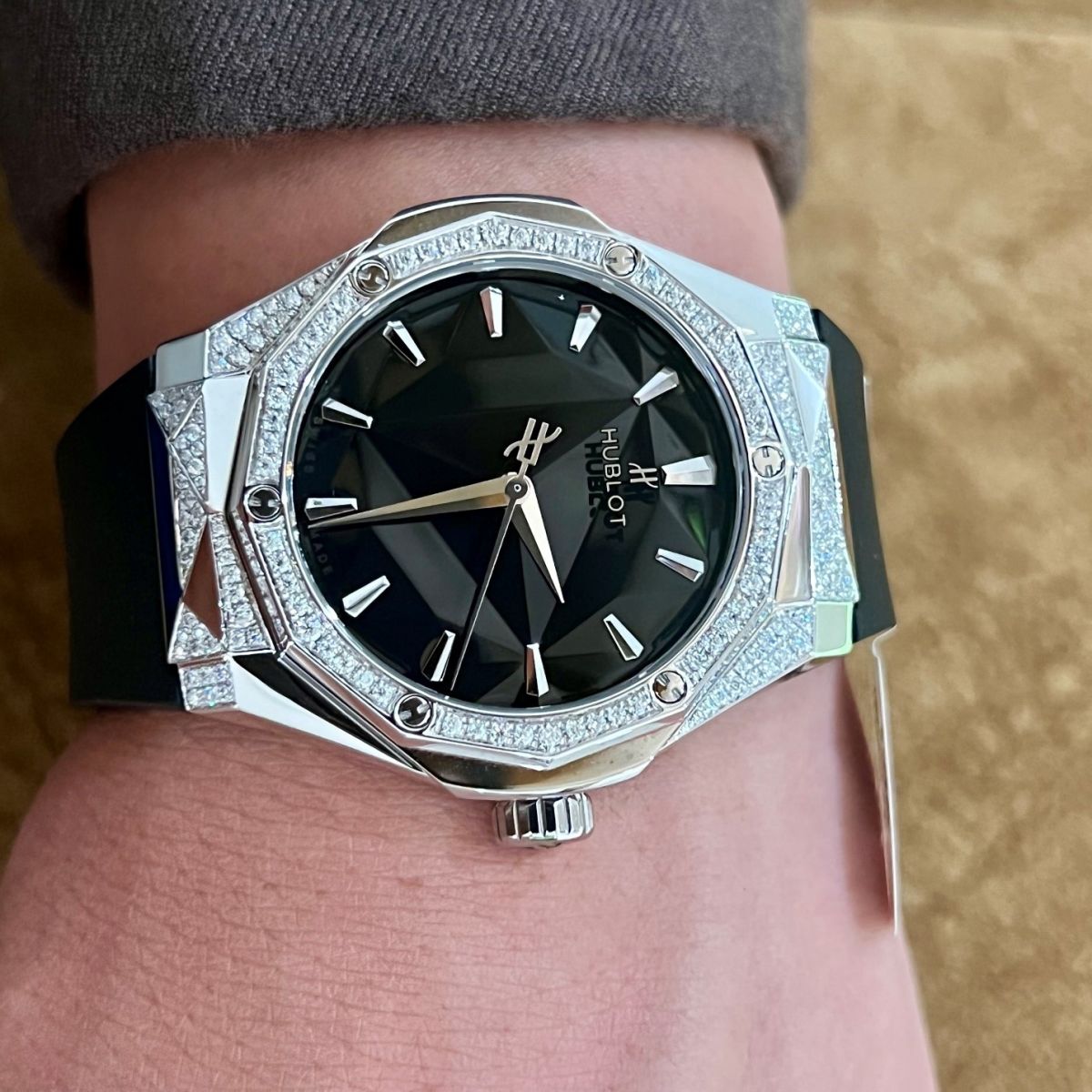 Đồng hồ Hublot Classic Fusion Orlinski phù hợp nhiều đối tượng