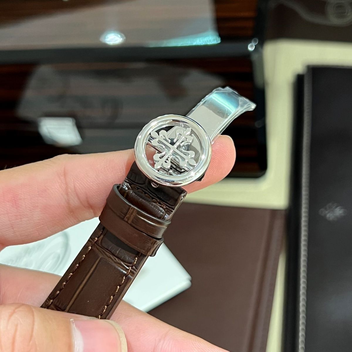 Dây đeo Đồng Hồ Patek Philippe 5320G Fake da cá sấu cao cấp