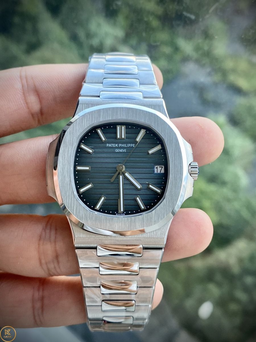 Mặt số Đồng Hồ Patek Philippe Nautilus 5711 ấn tượng