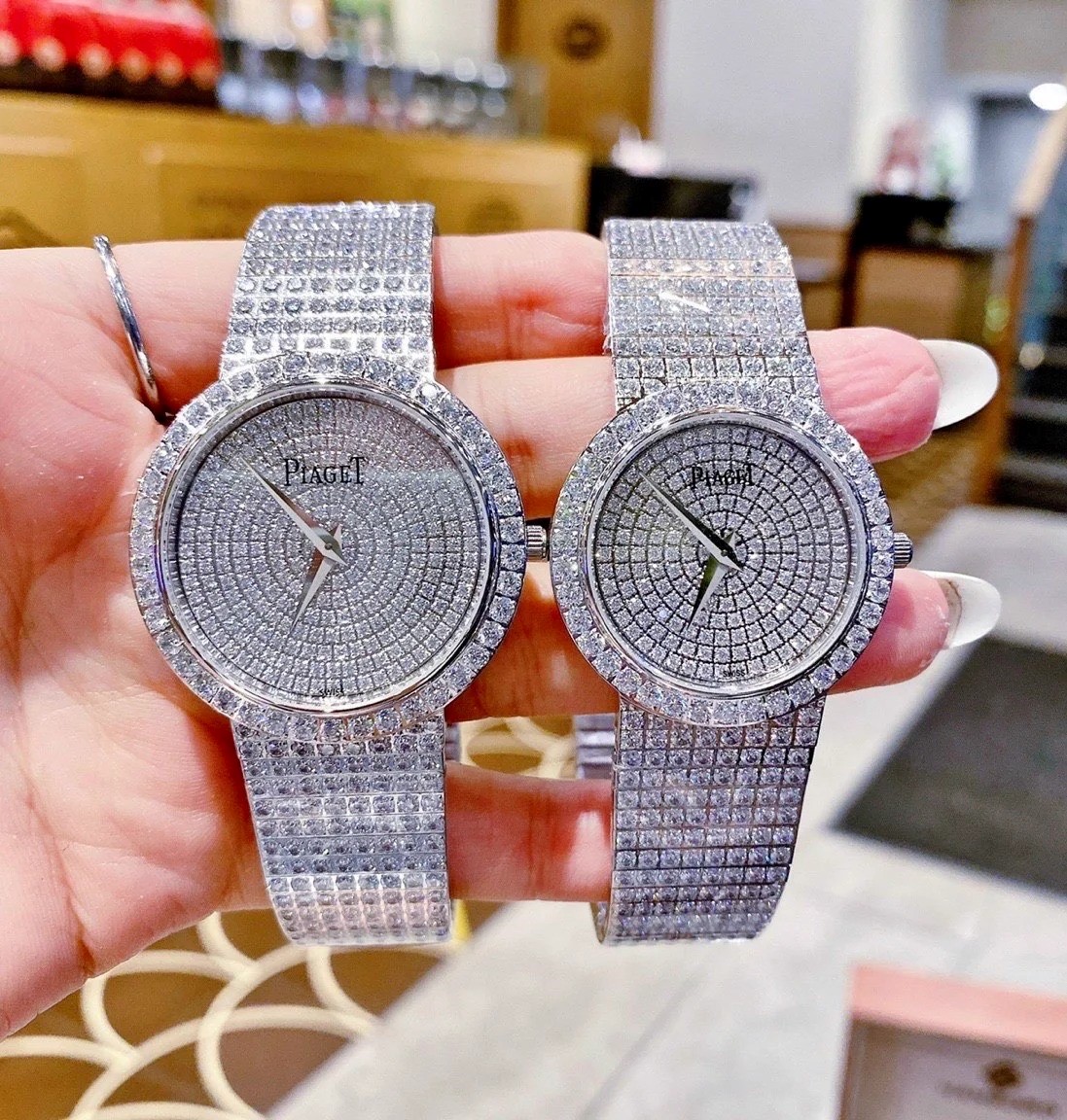 KARAT tự tin phân phối đồng hồ Piaget siêu cấp replica 1:1 đúng chuẩn