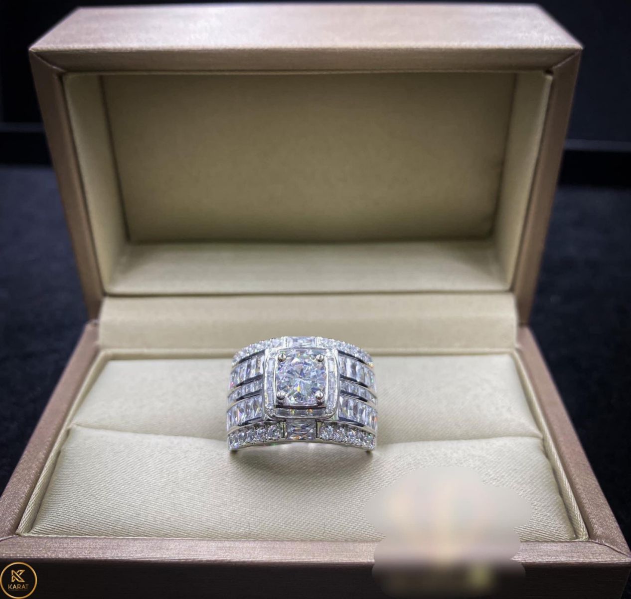 Top 7 mẫu nhẫn kim cương nam được ưa chuộng năm 2023